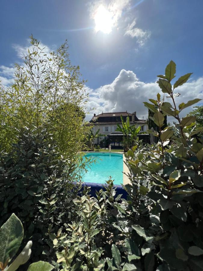 Chambres D'Hotes Dans Maison De Maitre Chaniers Exteriér fotografie